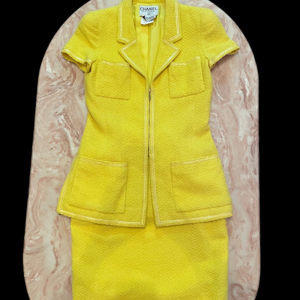 CHANEL SPRING 1995 suit 38FR